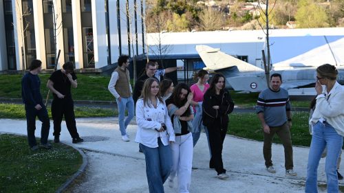 Accueil des élèves de Camblanes sur le site AÉROCAMPUS